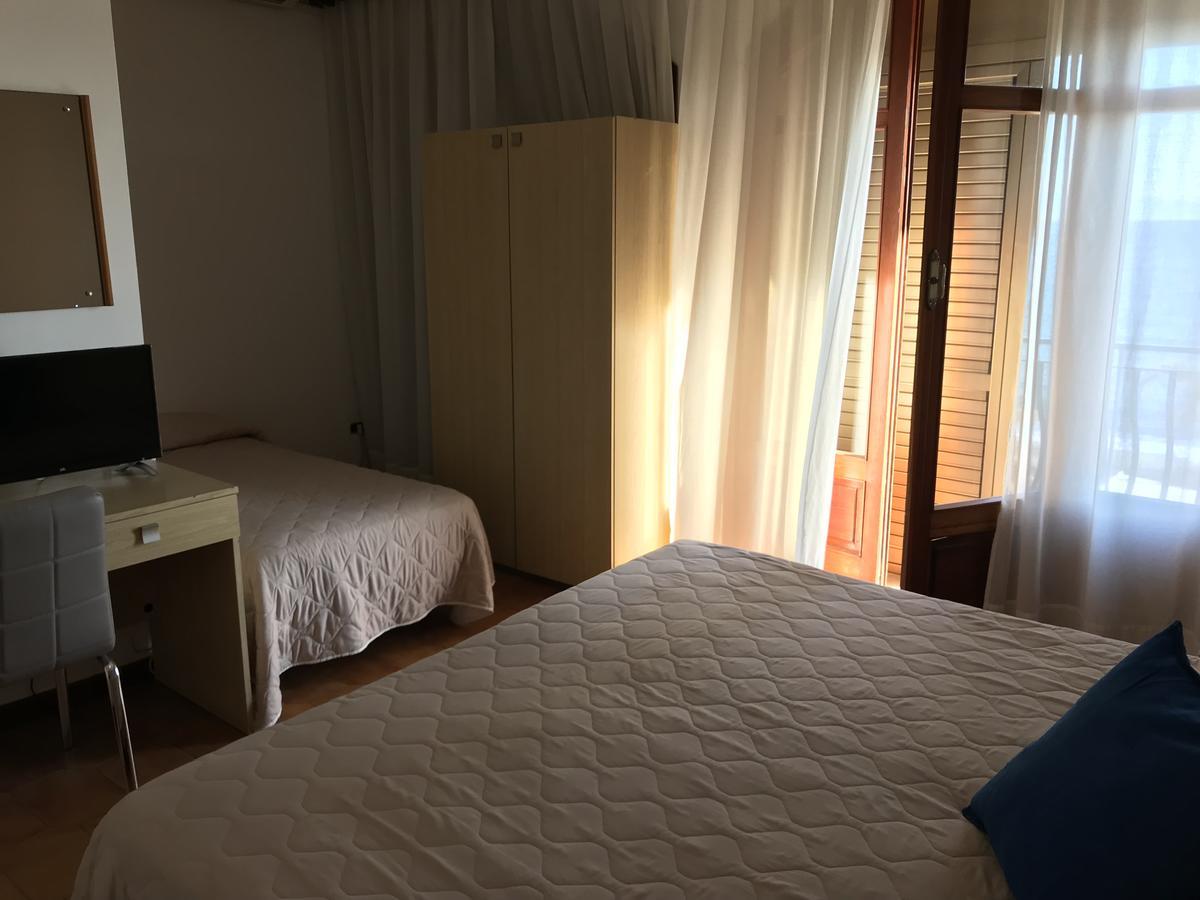 Hotel La Sirenetta Giardini-Naxos Exterior foto