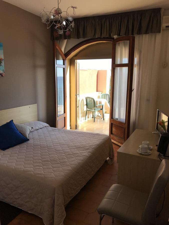 Hotel La Sirenetta Giardini-Naxos Exterior foto