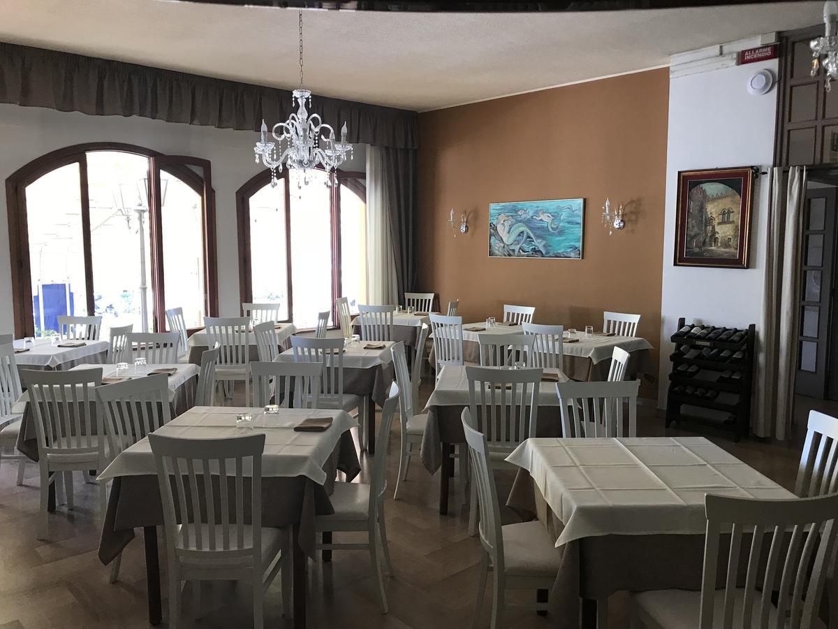 Hotel La Sirenetta Giardini-Naxos Exterior foto